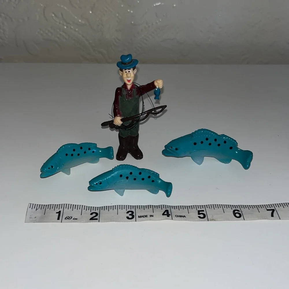 Fisherman cake topper 1995